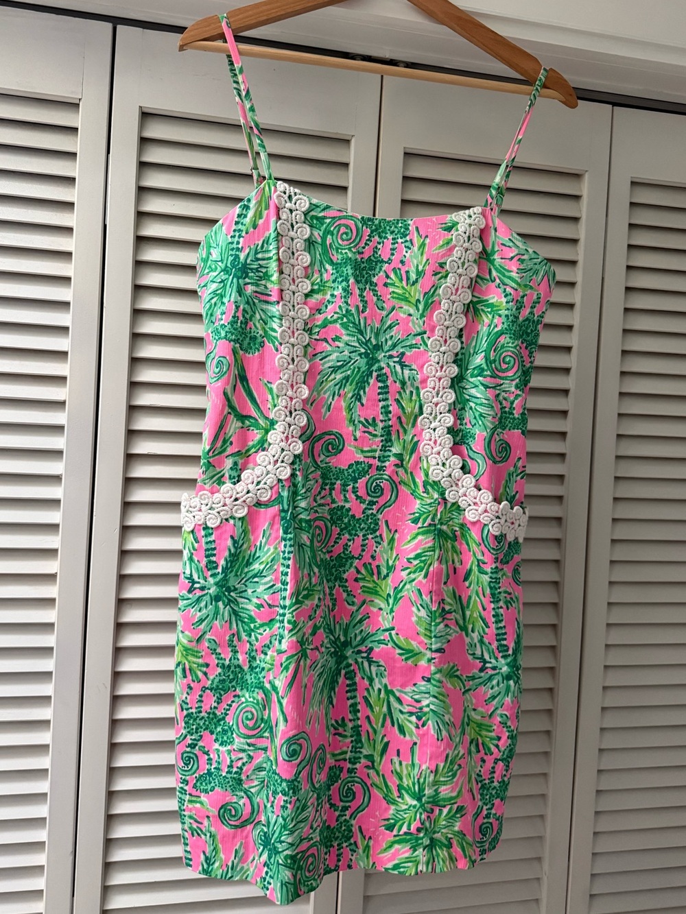 Lilly Pulitzer Pink and Green Tropical Print Dress with White Trim and Pocketd